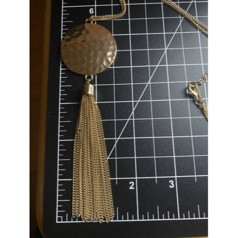 Necklace W/Tassel Long Hammered Metal Medallion Yellow Gold Tone Pendant 32" - Picture 4 of 4